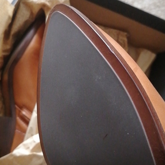 Short Sale New Frye heel boots Sz 7.5 - Picture 6 of 10